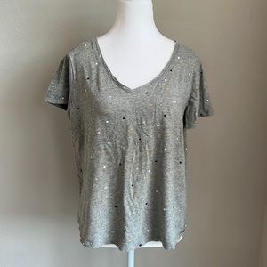 Gap women’s gray short sleeve teeshirt  $5/25